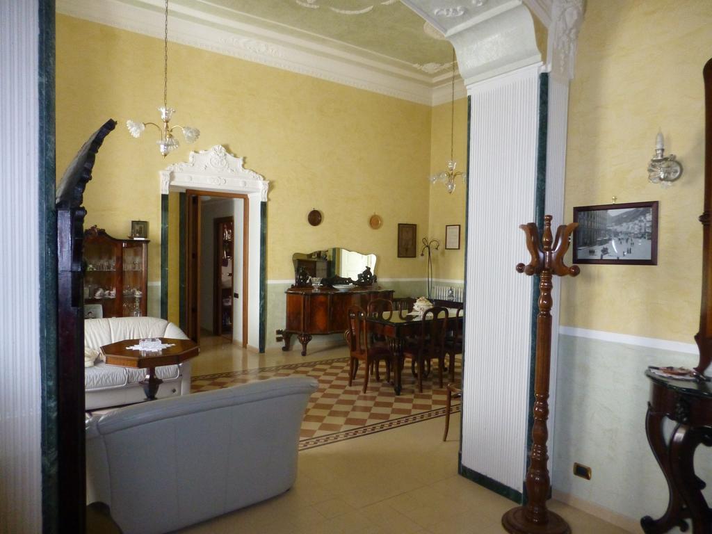 B&B Centrale Salerno Dış mekan fotoğraf
